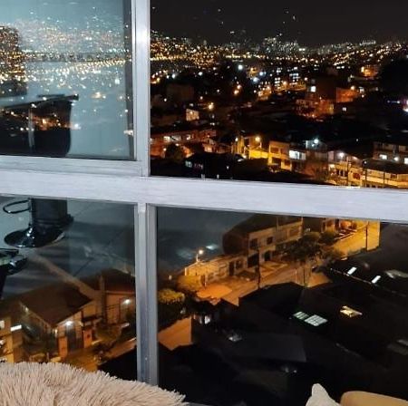 Apartamento Vistas Lindas Cerca Centro Медельїн Екстер'єр фото
