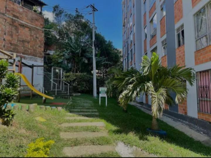 Apartamento Vistas Lindas Cerca Centro Медельїн Екстер'єр фото