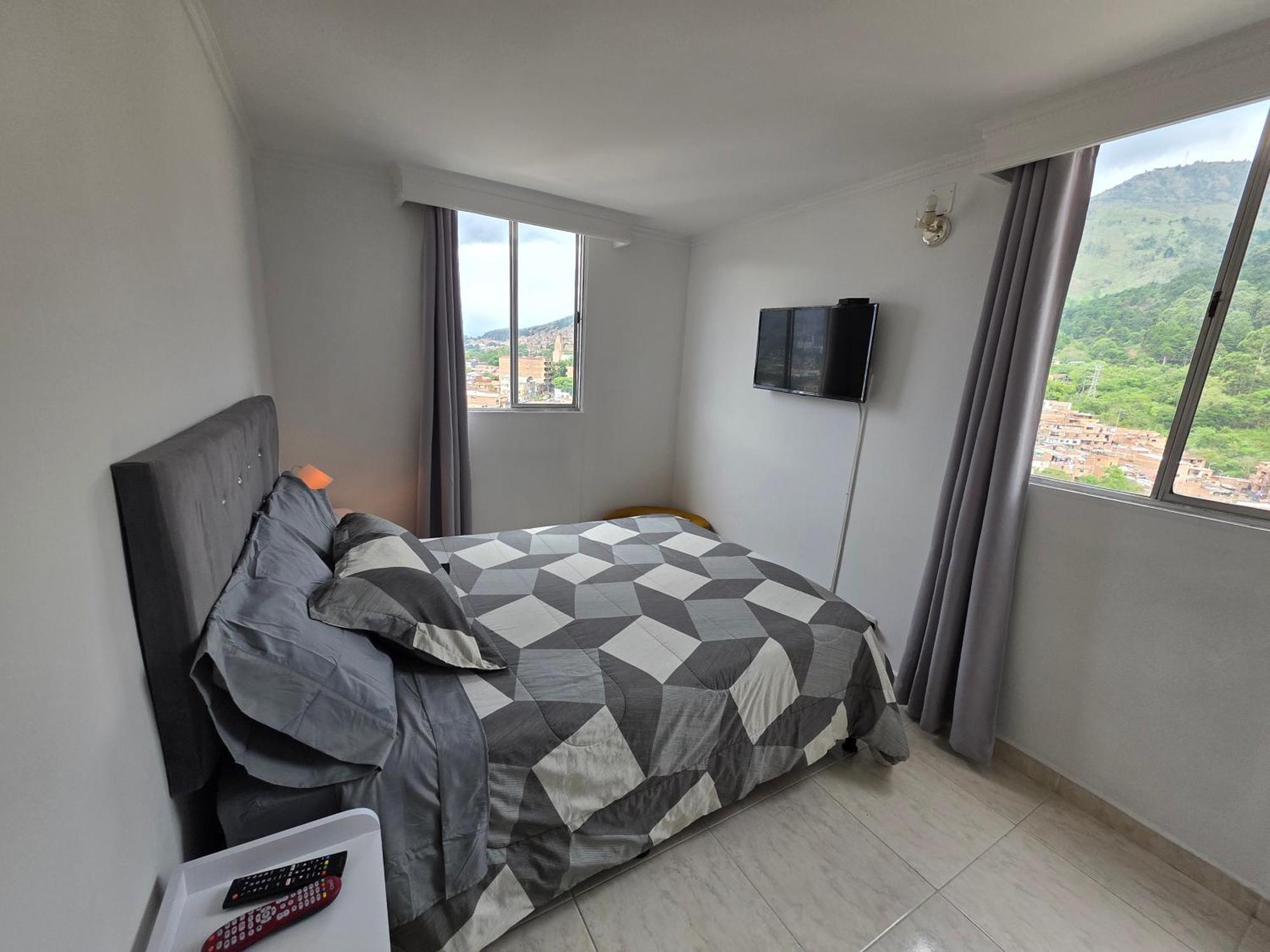 Apartamento Vistas Lindas Cerca Centro Медельїн Екстер'єр фото